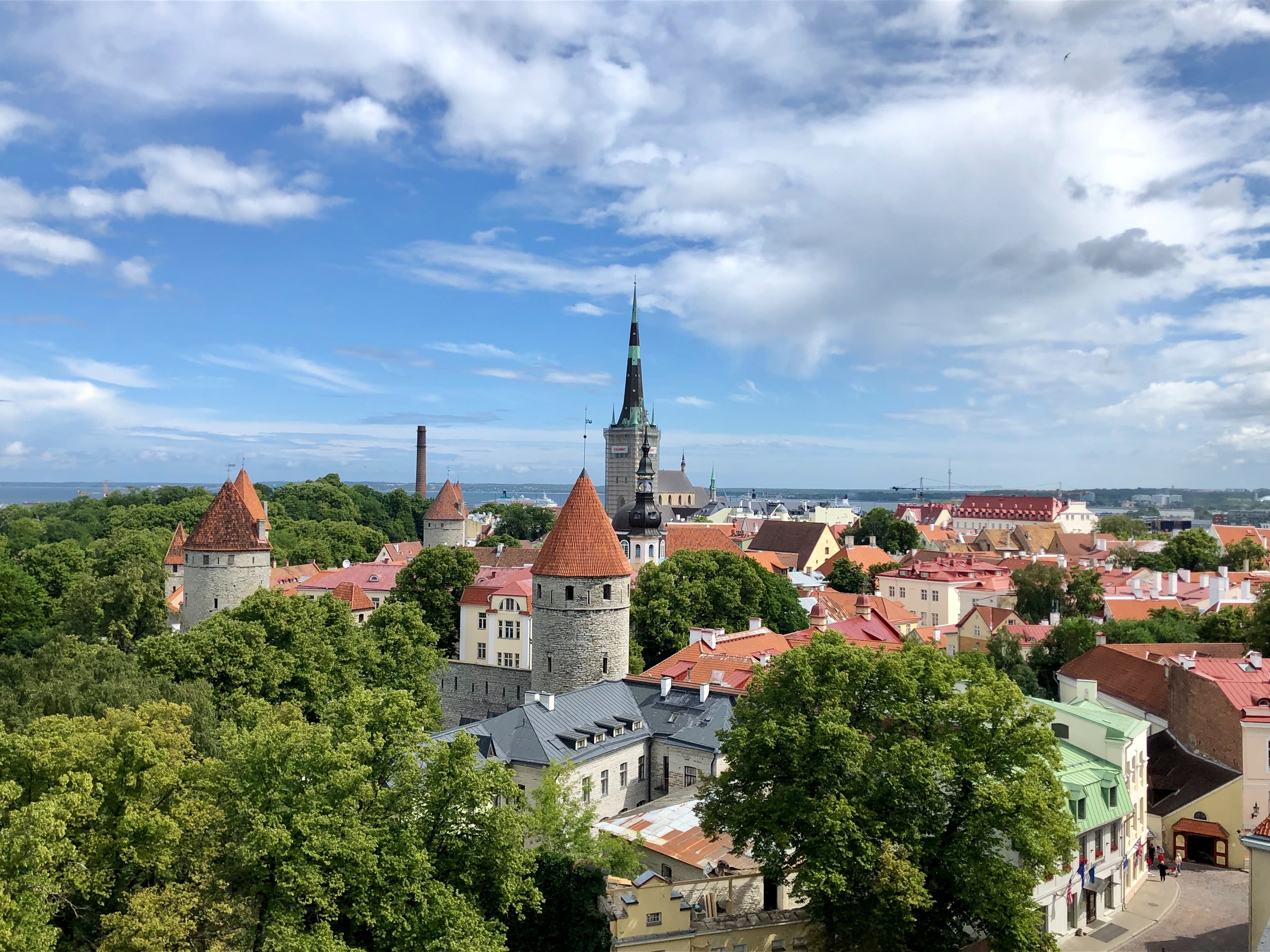 релокейт в Эстонию